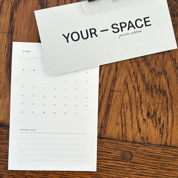 Cloth and Paper bundle - Picture 9 of 16